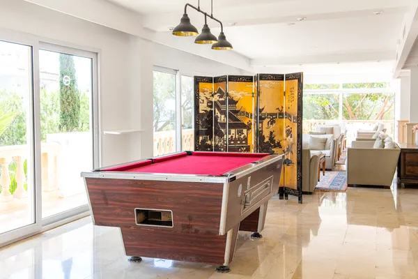 Billardraum im ROC Illetas & Spa